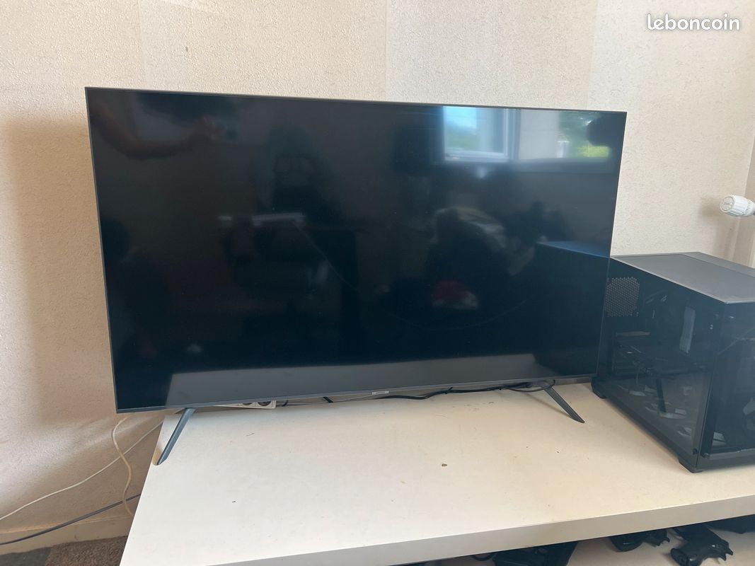 Télé Samsung réf UE55AU7105KXXC (image 1)