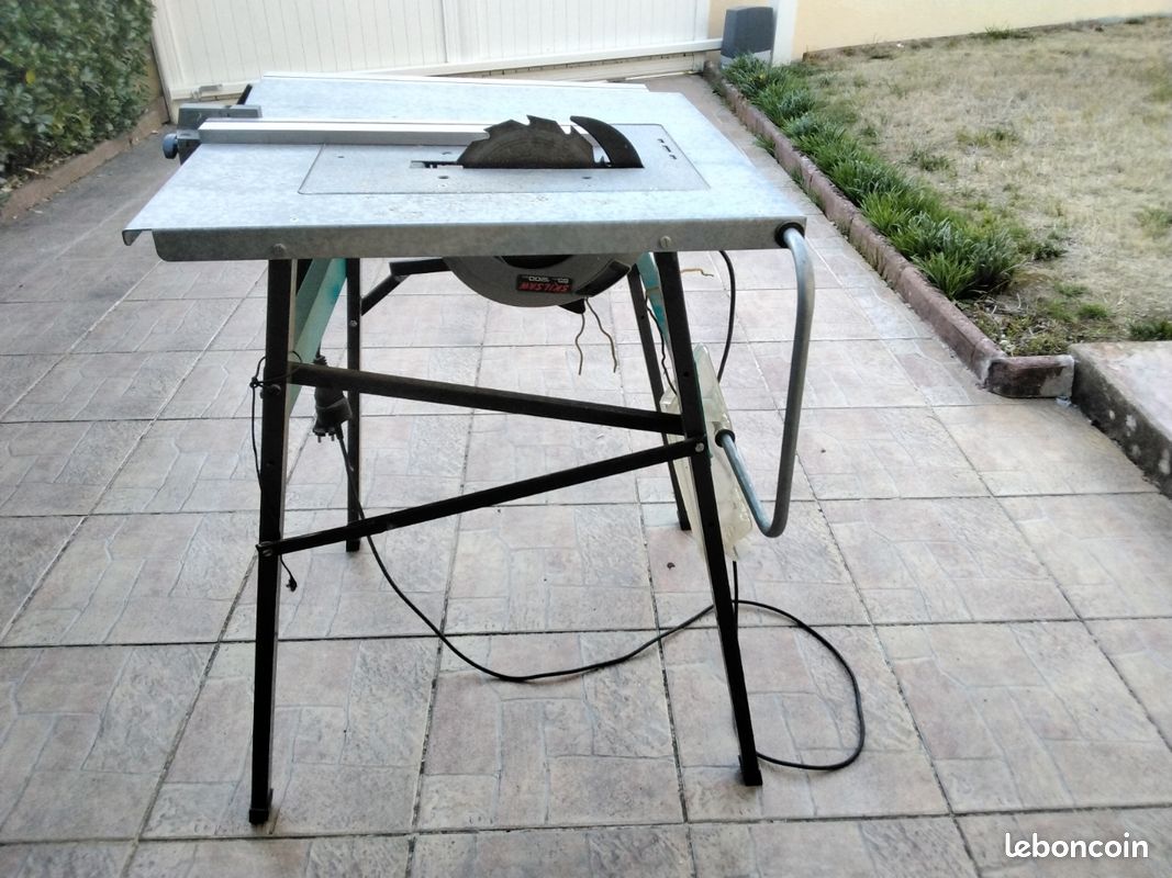 Scie circulaire pour bois (image 1)