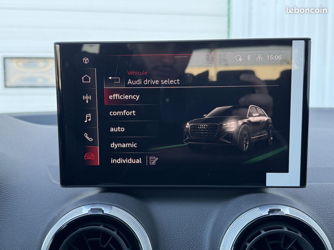 AUDI Q2 35 TFSI 150 S tronic 7 Design (image 28)