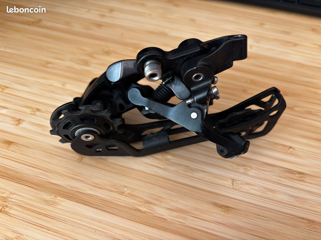 Dérailleur Deore XT RD-M8000-GS Mid Cage 11 Vitesses