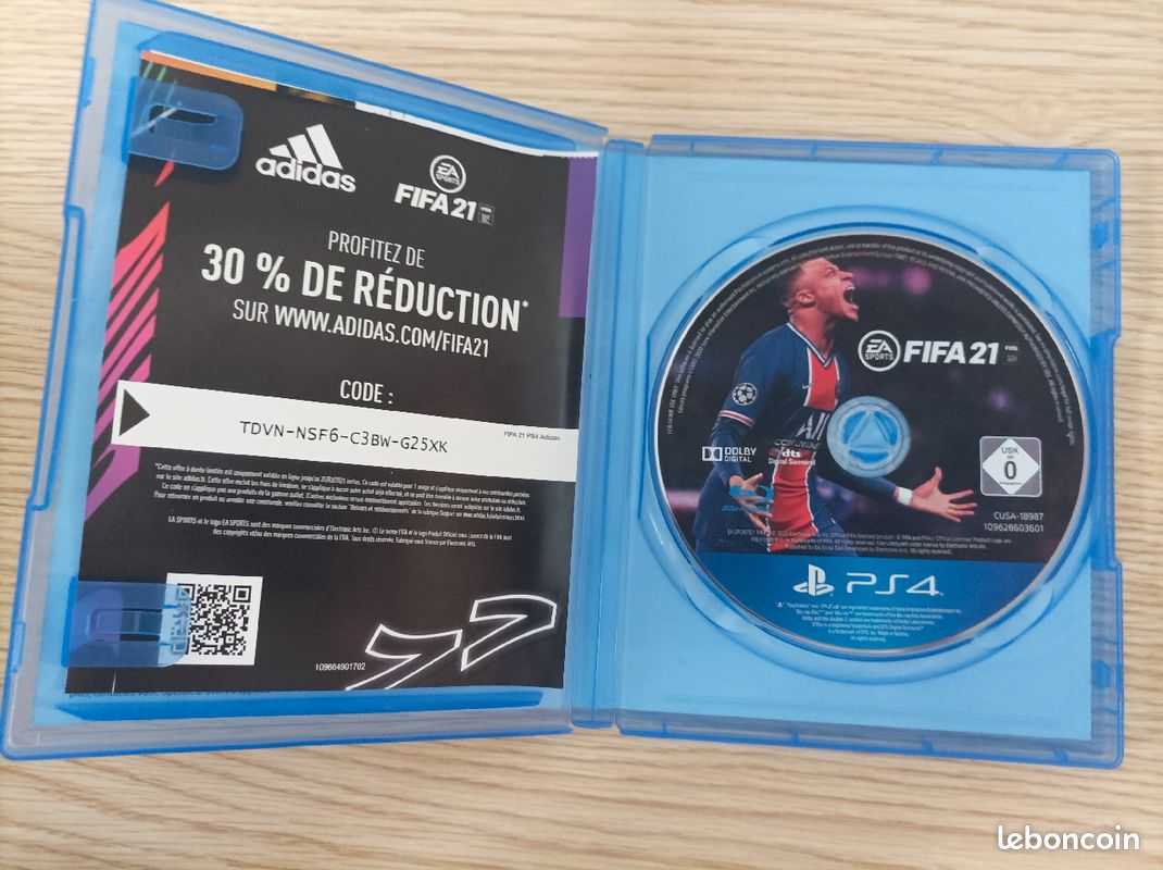 Lot de 4 jeux FIFA 19,20,21 et 22 (image 7)