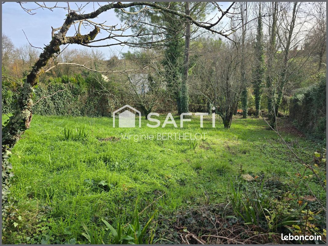 Terrain 475 m² · à Fontenay-le-Comte · 475 m² · 38 000 €