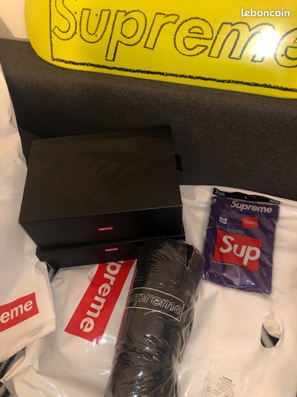 Hoodie supreme kaws black M (image 3)