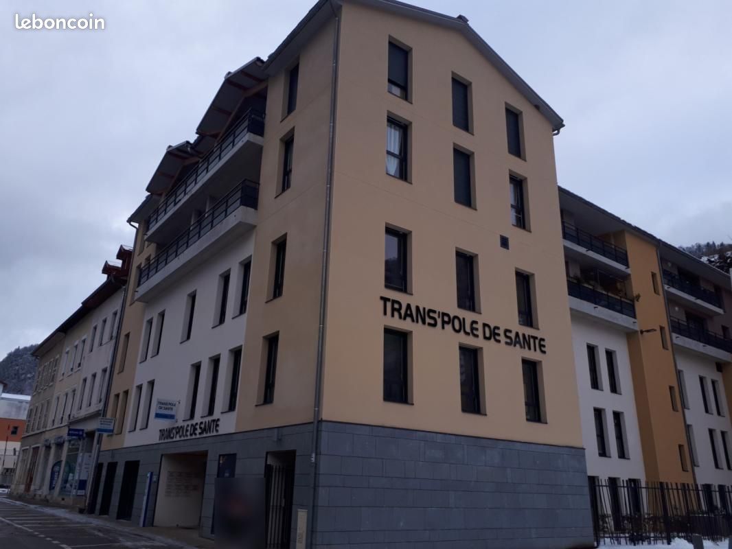 Appartement 3 pièces 69 m² · à Hauts de Bienne · 69 m² · 853 €