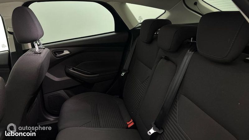 Ford Focus 1.5 TDCi 120ch Stop&Start Titanium PowerShift (image 13)