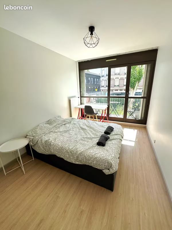 Chambre à 1 station Paris | Coloc Premium Rénovée | 645 CC (image 3)