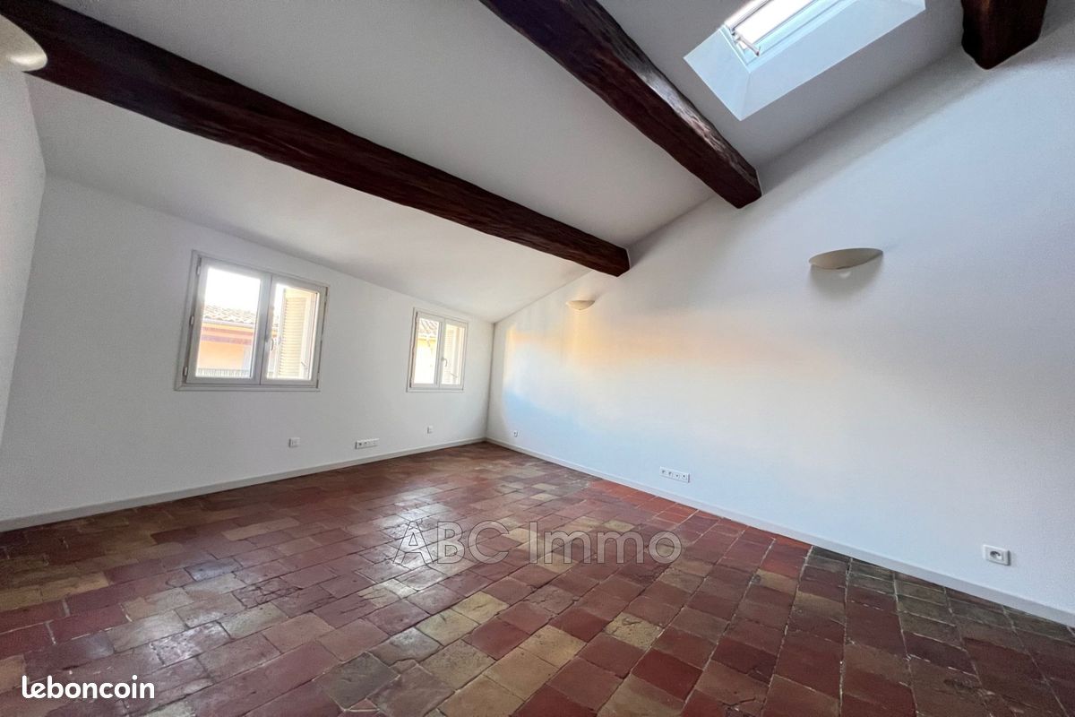 Appartement 2 pièces 51 m² · à Aix-en-Provence · 51 m² · 1 000 €/mois