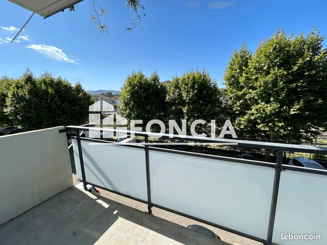 Appartement 3 pièce(s) 52 m²à louer Aubagne