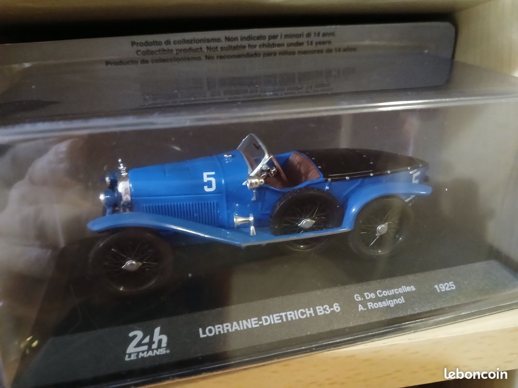 Voiture Miniature De Collection Vintage – Échelle 1/18 – État D’occasion