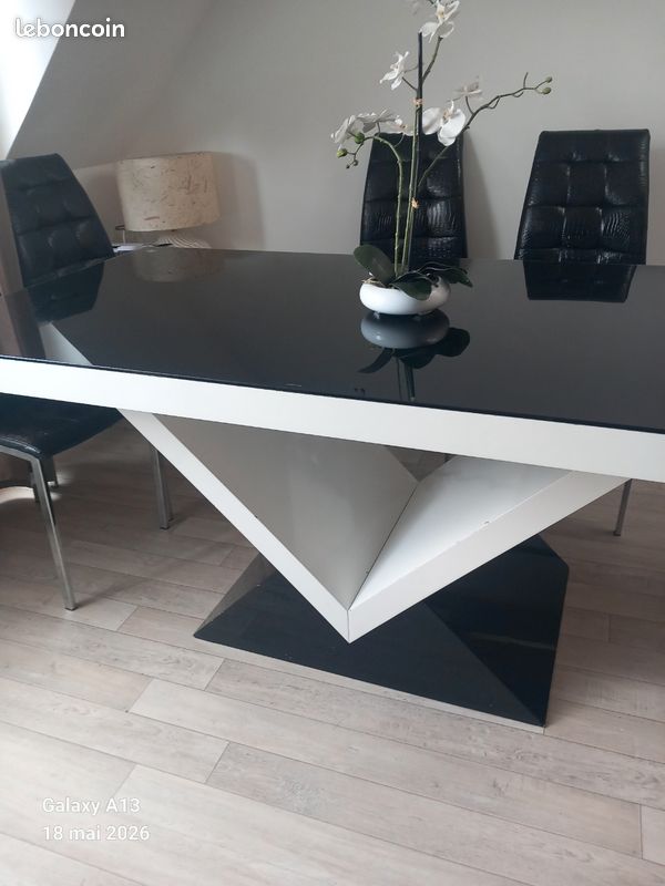 Table salle a manger (image 4)