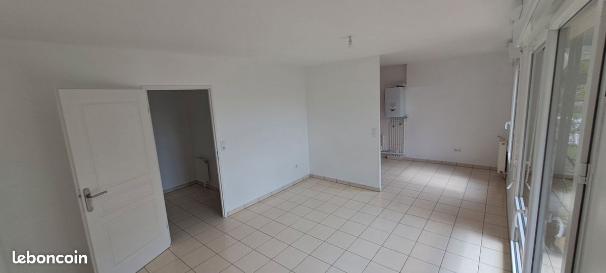 Appartement a louer compiegne - 1 pièce(s) - 35 m2 - Surfyn