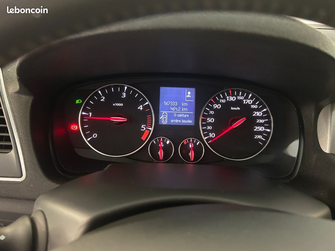 RENAULT LAGUNA 1.5 dCi 110 FAP eco2 Expression Champion (image 30)
