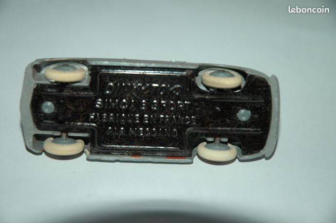 Voiture Miniature Dinky Toys - Simca 8 Sport Grise - Échelle 1:43 - Vintage Occasion