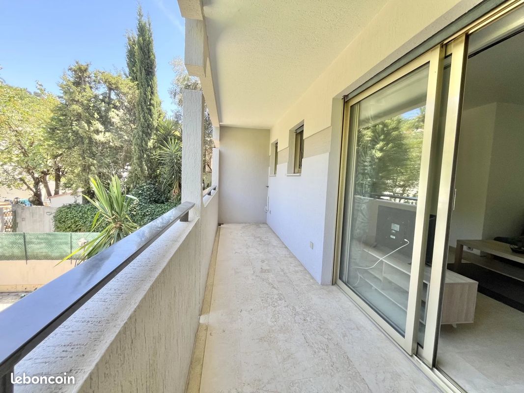Appartement 1 pièce 26 m² · à Le Cannet · 26 m² · 138 000 €