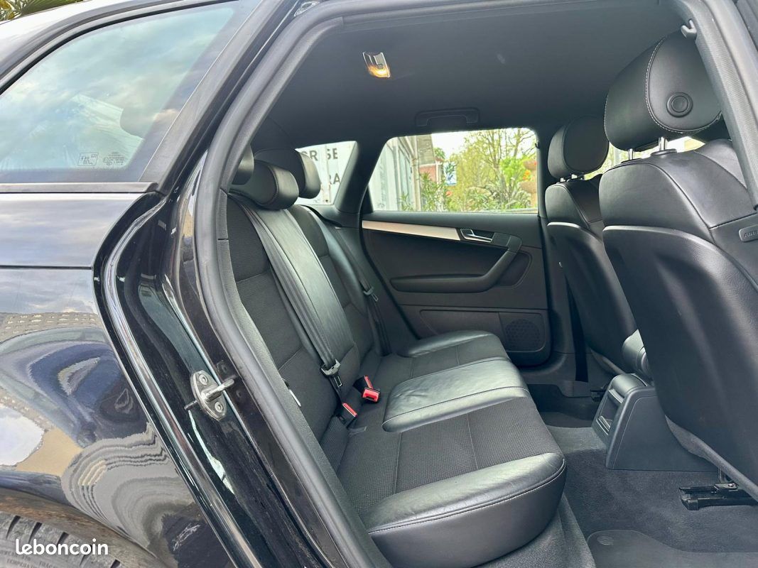 AUDI A3 SPORTBACK 2.0 TDI 140 S-Line S-Tronic (image 9)