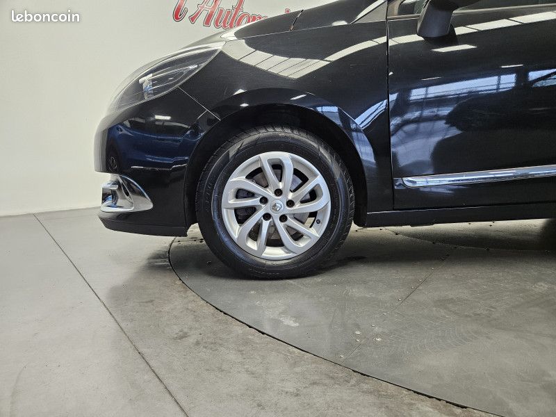 Renault SCENIC III Scénic III 1.6 dci 130 ch / GPS / Radar / Écran / Régulateur / (image 13)
