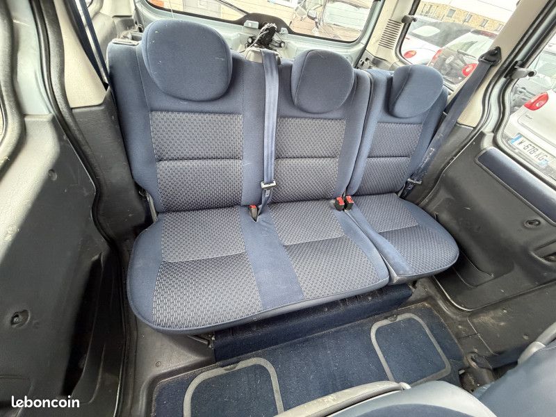 Citroen BERLINGO 1.6 HDI92 MULTISPACE PACK (image 14)