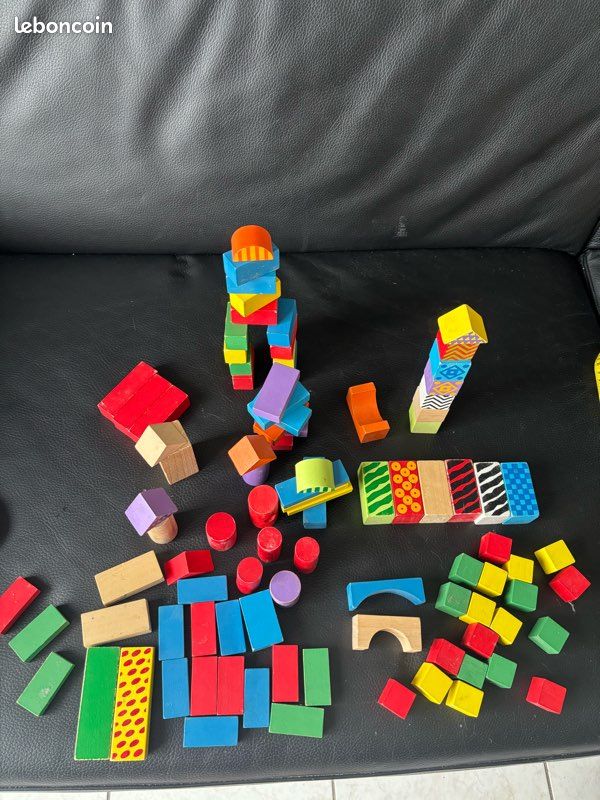 Lot cubes en bois (image 1)