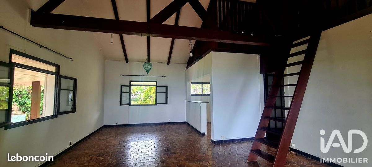 Maison 4 pièces 90 m² · à Saint-Denis · 90 m² · 494 800 €