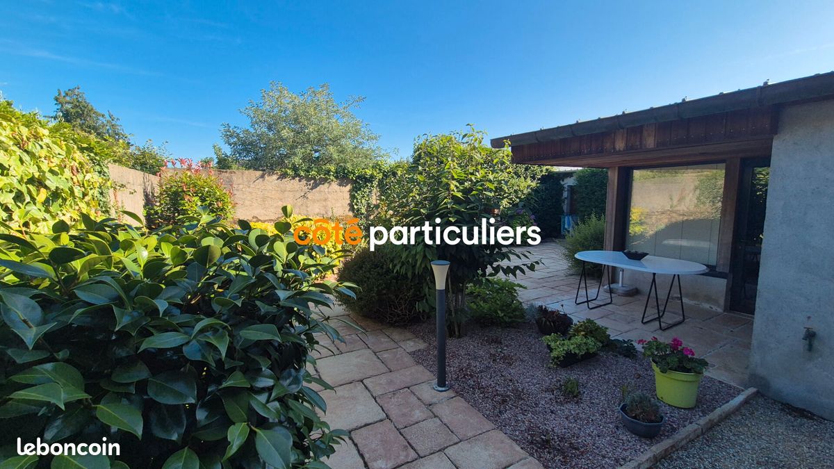 Maison 7 pièces 230 m² · à Locoal-Mendon · 230 m² · 519 500 €
