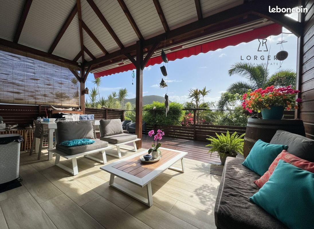 Immeuble 269 m² · à Deshaies · 269 m² · 1 035 000 €