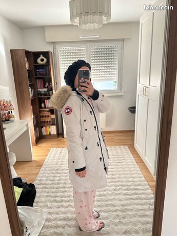 Goose Parka Femme Canada Goose Femme Taille Canada Goose Womens Trillium Parka Fur Down Jacket Size XS