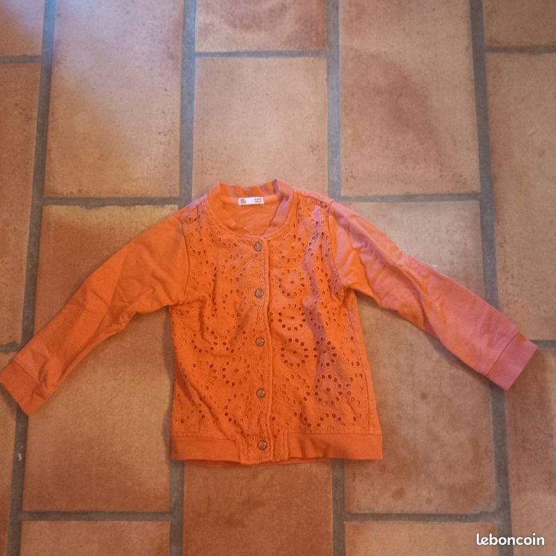 Haut fille 4 ans (image 1)