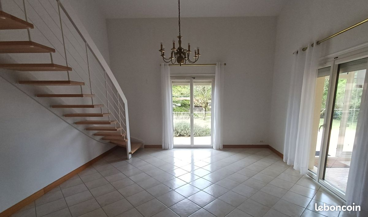 Maison 5 pièces 149 m² · à La Couronne · 149 m² · 209 000 €