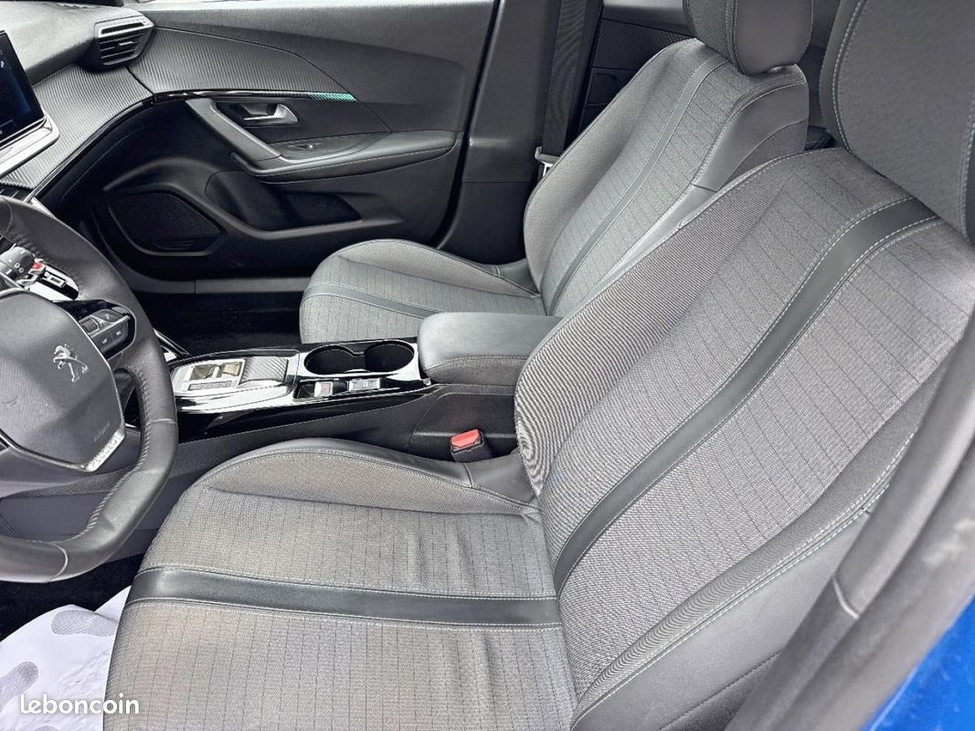 Peugeot 2008 1.2 PureTech 130ch S&S Allure Pack EAT8 (image 9)