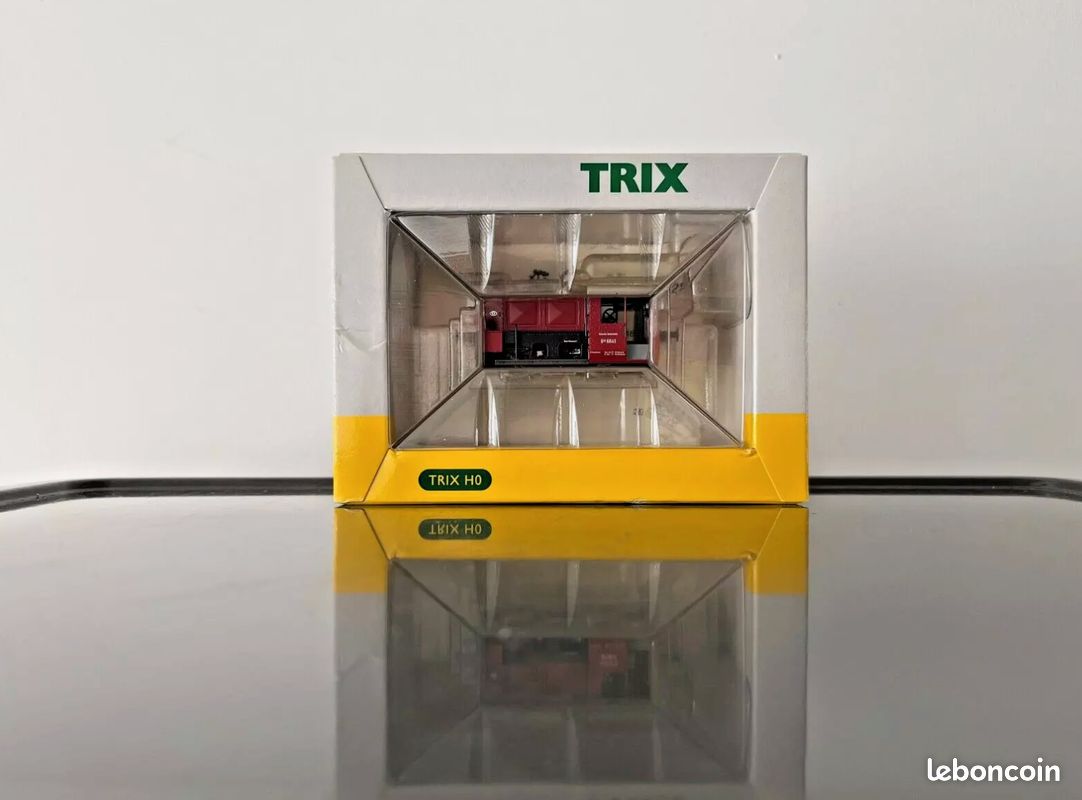 Locotracteur Diesel Trix HO 22112 Köf II – Digital DCC – Neuf