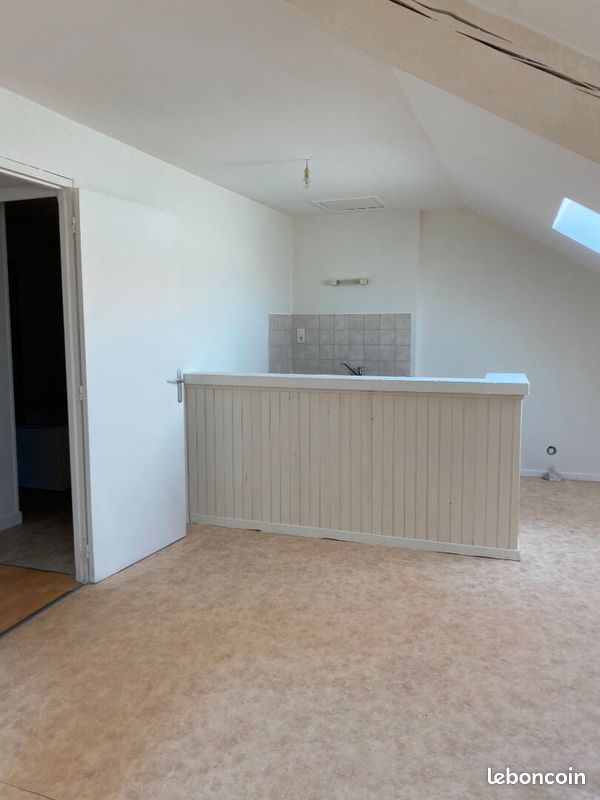 Appartement 3 pièces 75 m² · à Charmes · 75 m² · 500 €/mois