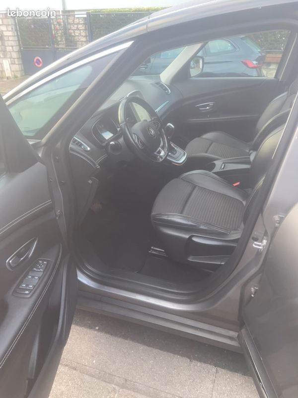 RENAULT SCÉNIC IV 1.3 TCe 140 FAP INTENS EDC – Essence – Boîte automatique (image 3)