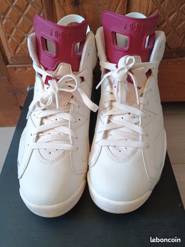 Nike air Jordan 6 Maroon (image 1)