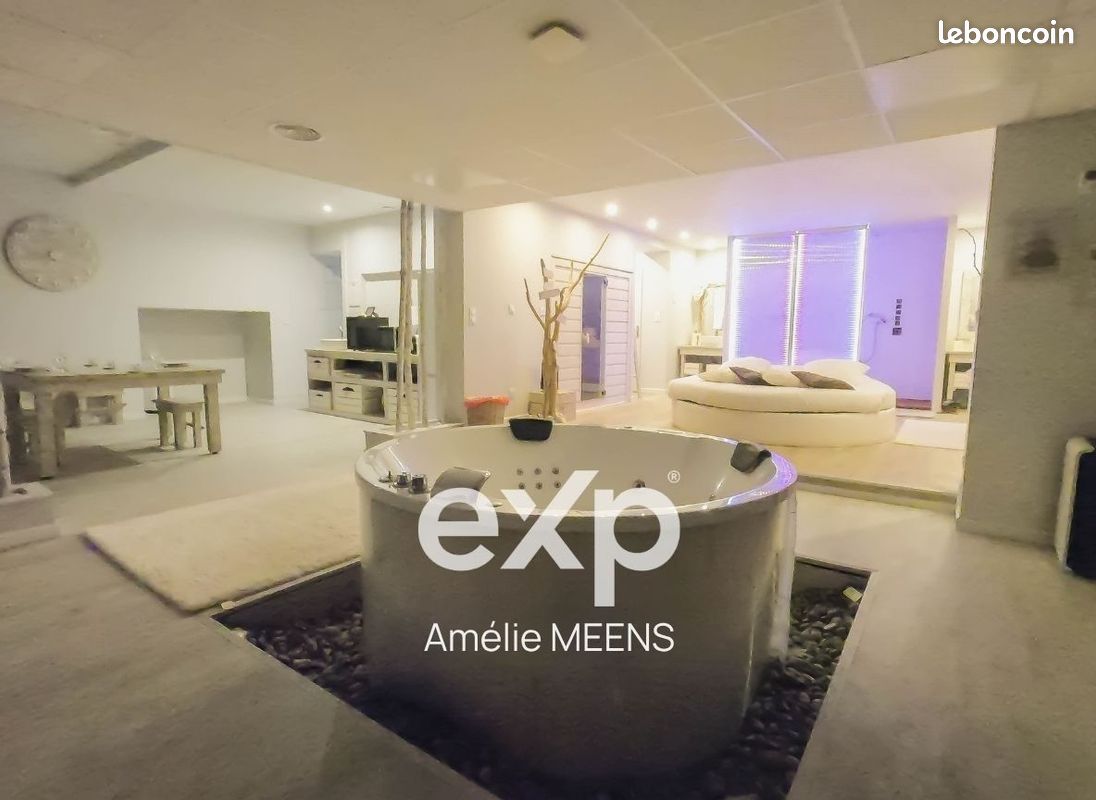 Maison 7 pièces 245 m² · à Millam · 245 m² · 450 000 €