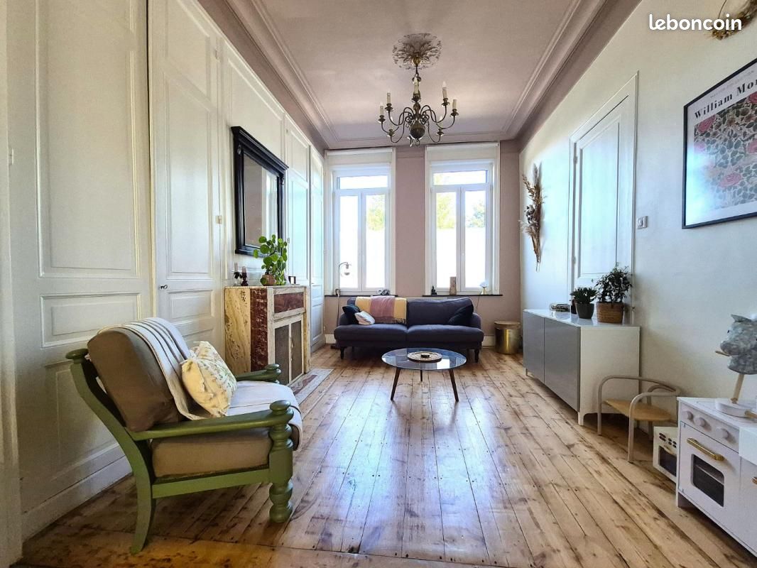 Maison 5 pièces 150 m² · à Tourcoing · 150 m² · 1 590 €/mois
