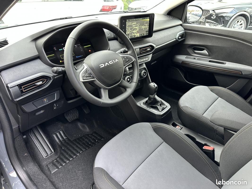 Dacia Jogger1.6 hybrid 140ch Extreme 5 places NOIR (image 11)