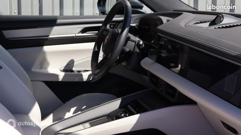 Porsche Macan 408ch 4 MY25 (image 14)