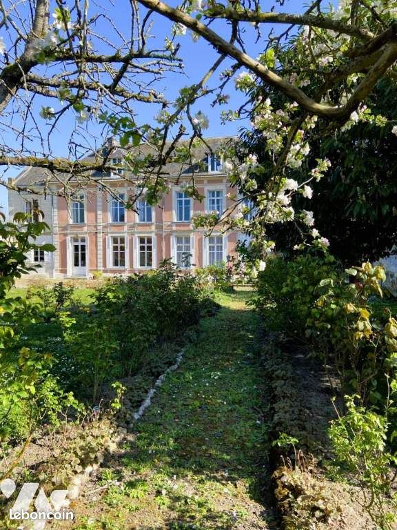Maison 15 pièces 386 m² · à Noyon · 386 m² · 366 750 €