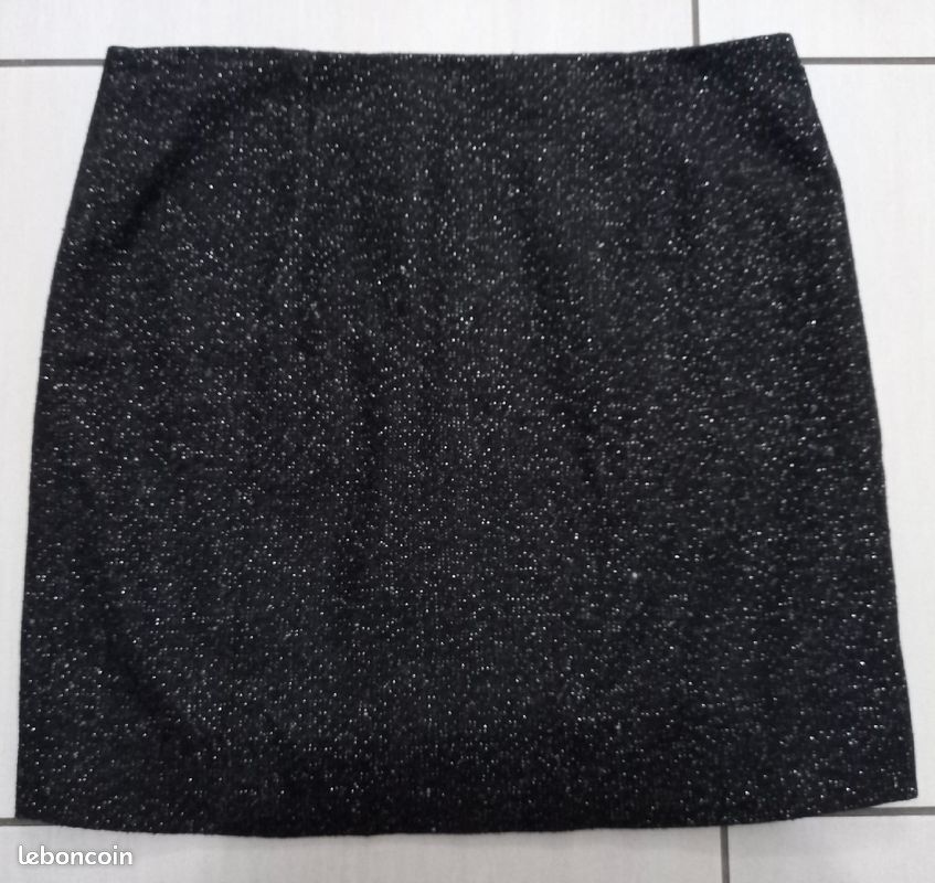 Jupe courte femme noire, effet paillette (image 2)