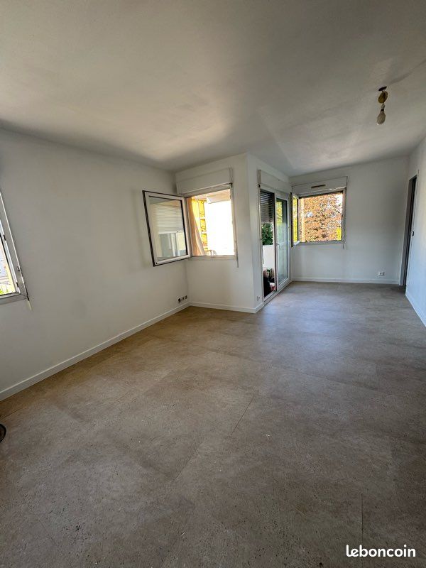 Appartement 4 pièces 70 m² · à Saint-Julien-en-Genevois · 70 m² · 1 950 €