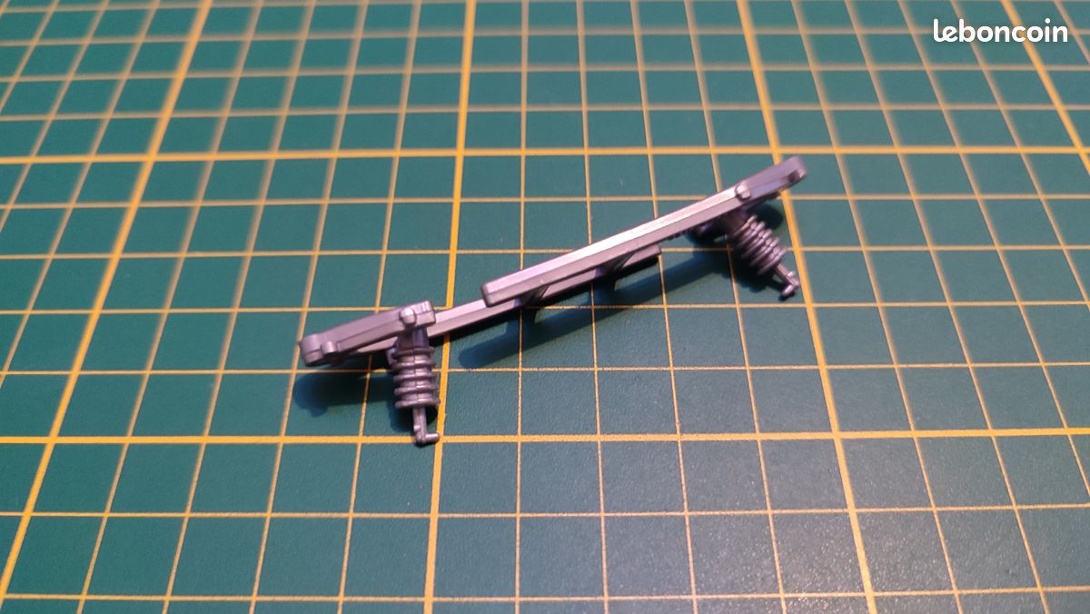 Axe De Suspension Pour Miniature Ferrari Testarossa 1984 Burago 1/18 - Pièce Occasion