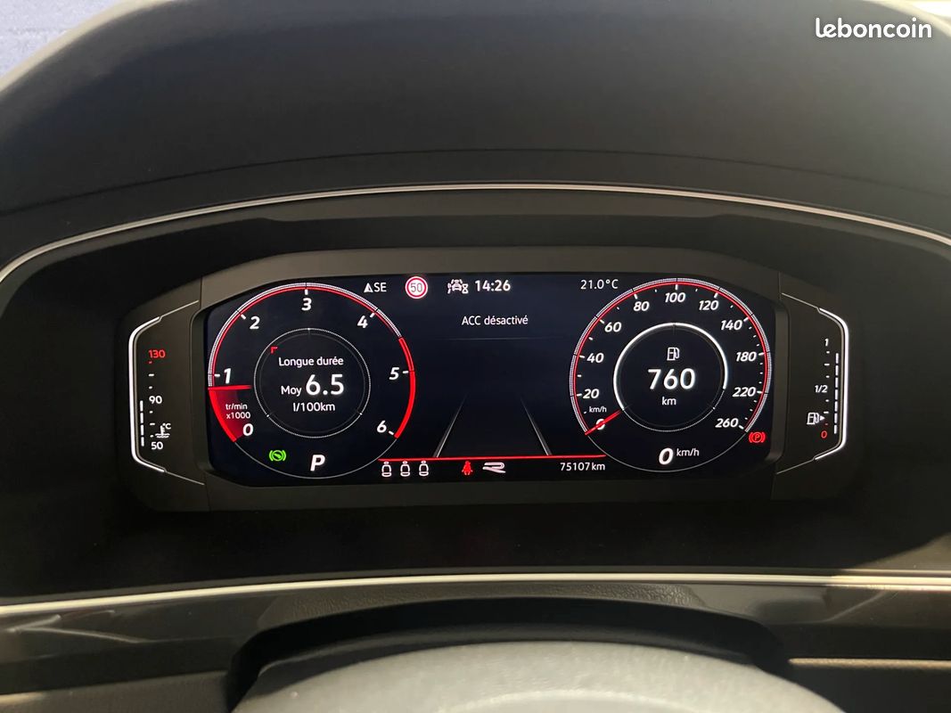 VOLKSWAGEN Tiguan 2.0 TDI 150ch R-Line - 2022 - CarPlay - Virtual cockpit - Led d'ambiance - Boîte auto (image 10)