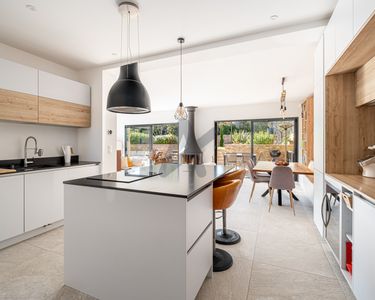 Maison 1 020 000 € - 145 m²