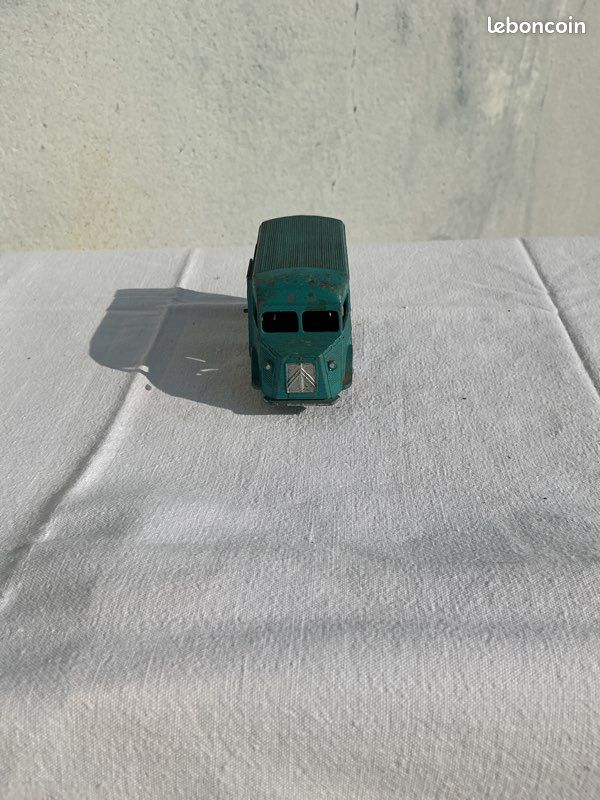 Dinky Toys 1:43 Citroën 1200 K N°25C - Fourgon Multicolore - Fabrication France - CIBIE