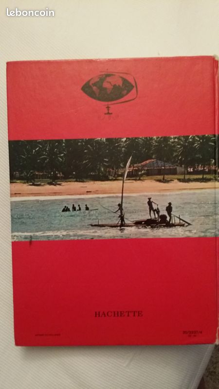 Livre " LES MERVEILLES DE LA JUNGLE " Walt Disney (image 2)