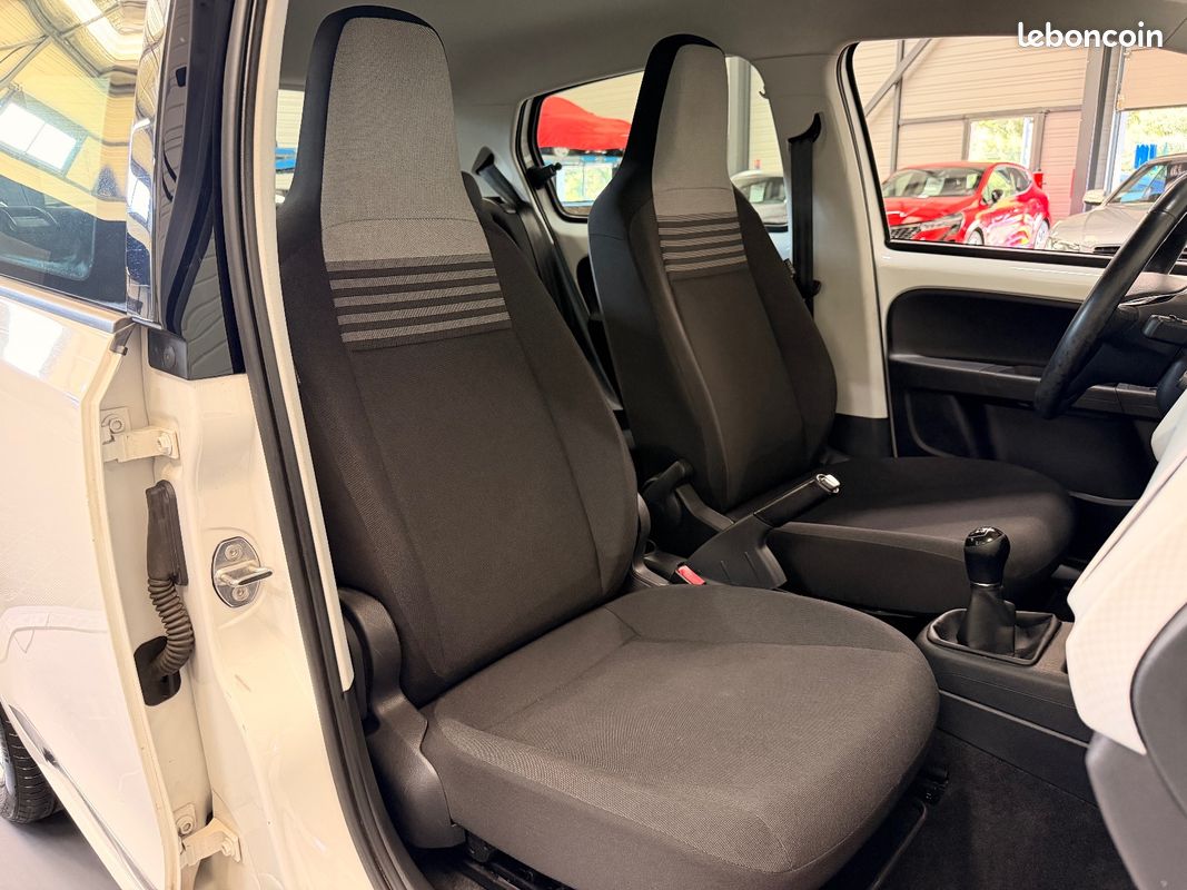 VOLKSWAGEN UP Up 1.0 75 Move UP - GARANTIE 12 MOIS (image 16)