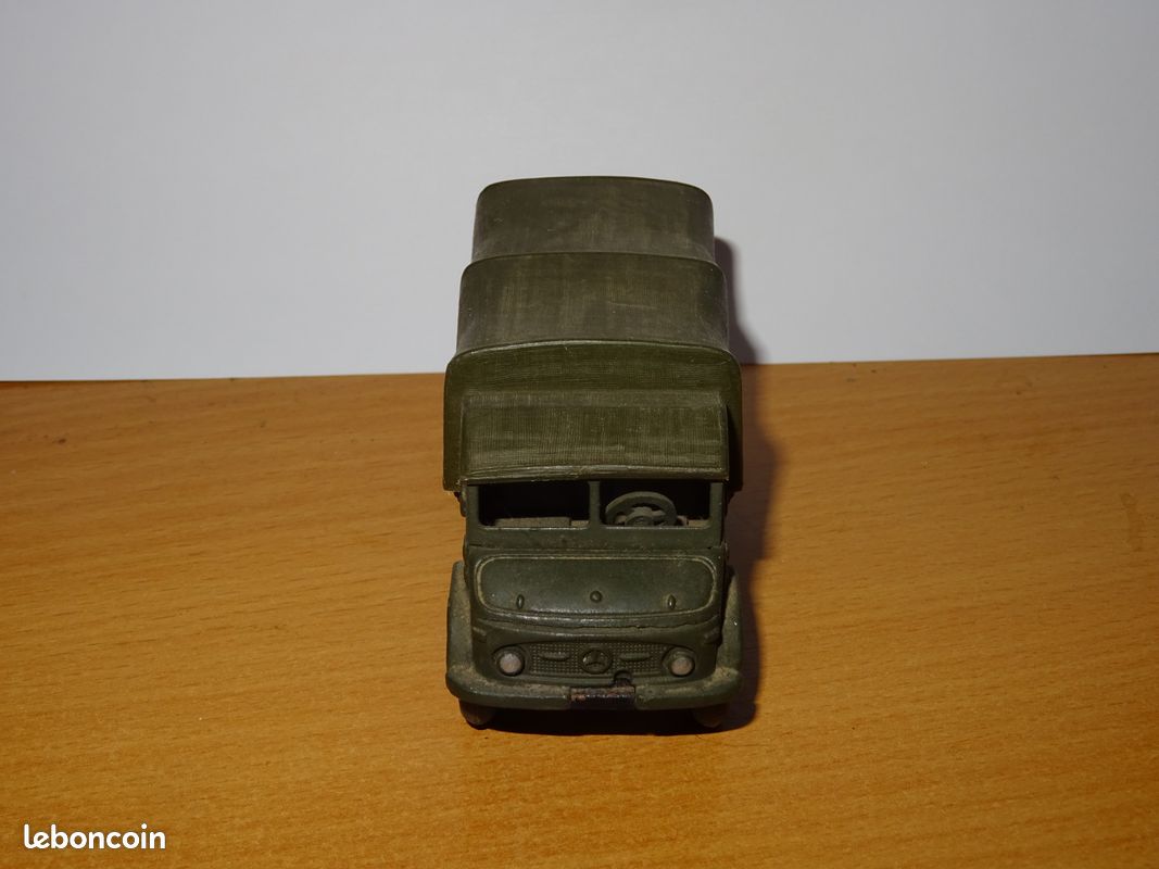 Dinky Toys France 1/43 – Lot Militaire Mercedes Unimog + Cuisine Marion