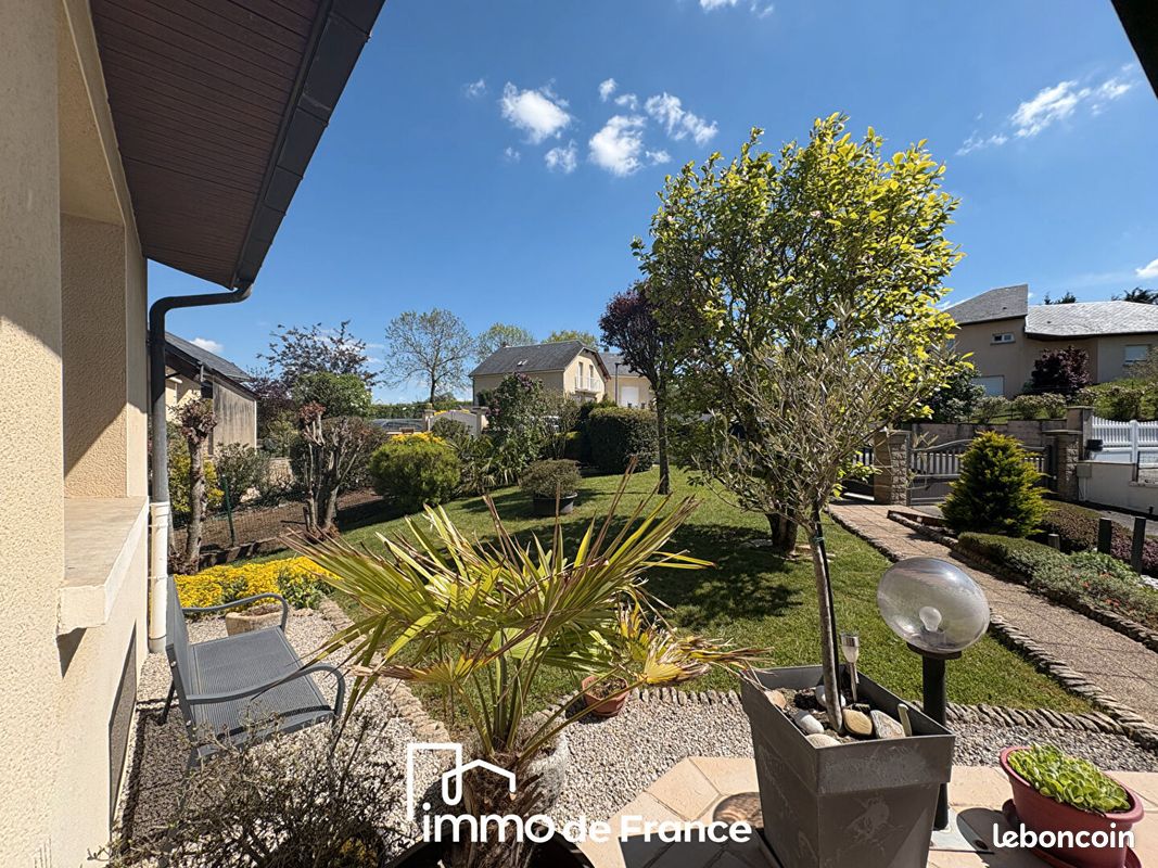Maison 6 pièces 170 m² · à Le Monastère · 170 m² · 349 000 €