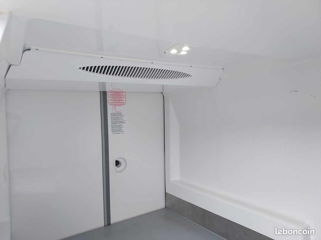 Citroen JUMPY FRIGO RTE/SEC FRAX 03/2027 M 2.0 BLUEHDI 120CH FRIGO (image 9)