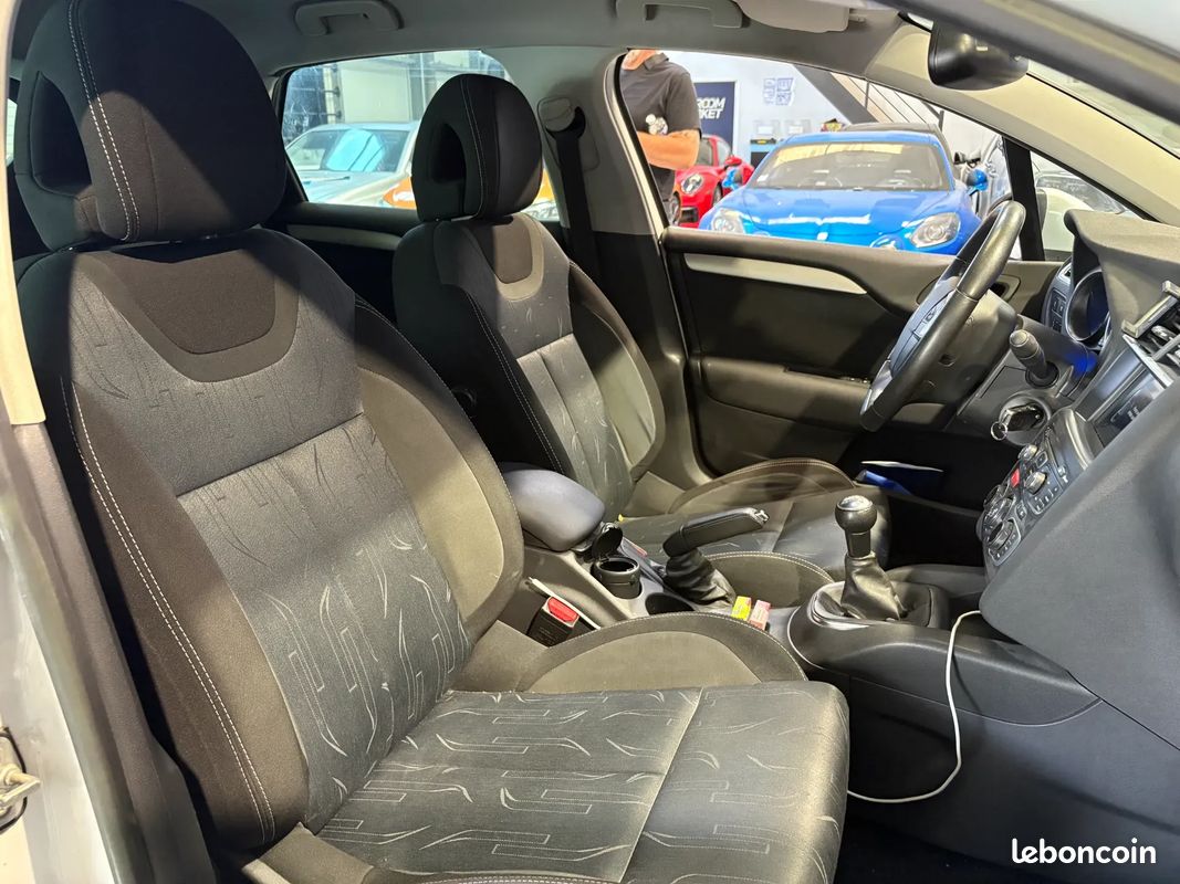 CITROEN C4 1.6 120ch MILLENIUM - 2013 - 99 000 km - Suivi complet - Première main (image 25)